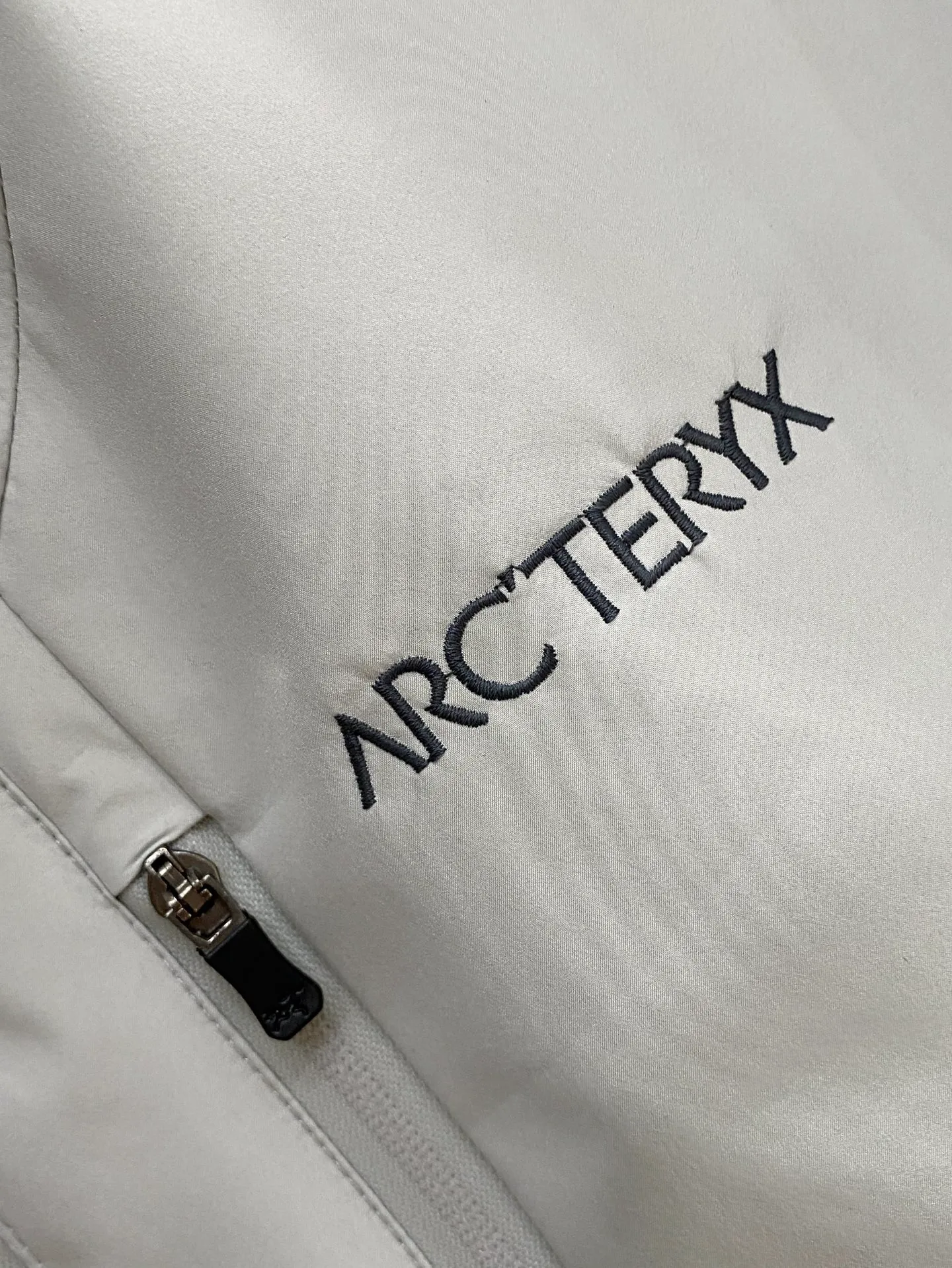Same Style， ， 2026 New Arrival ，Original Premium Breathable ， ， ， Quality。 ， Sizes：M～3XL，